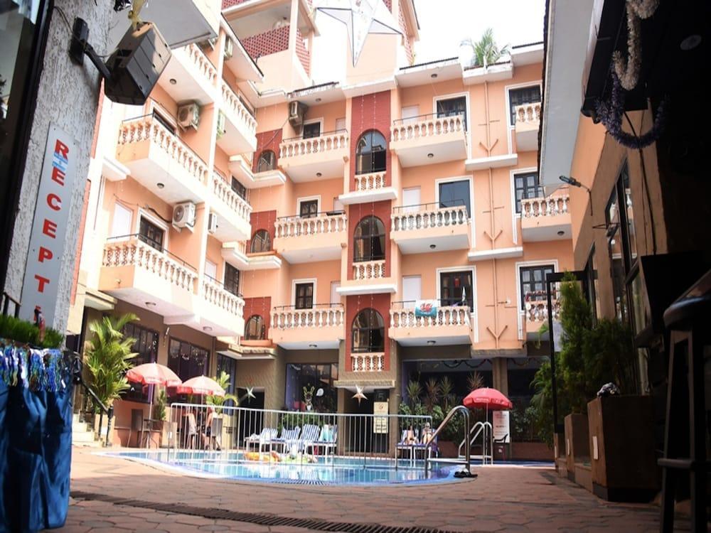 Ticlo Resorts Calangute Buitenkant foto