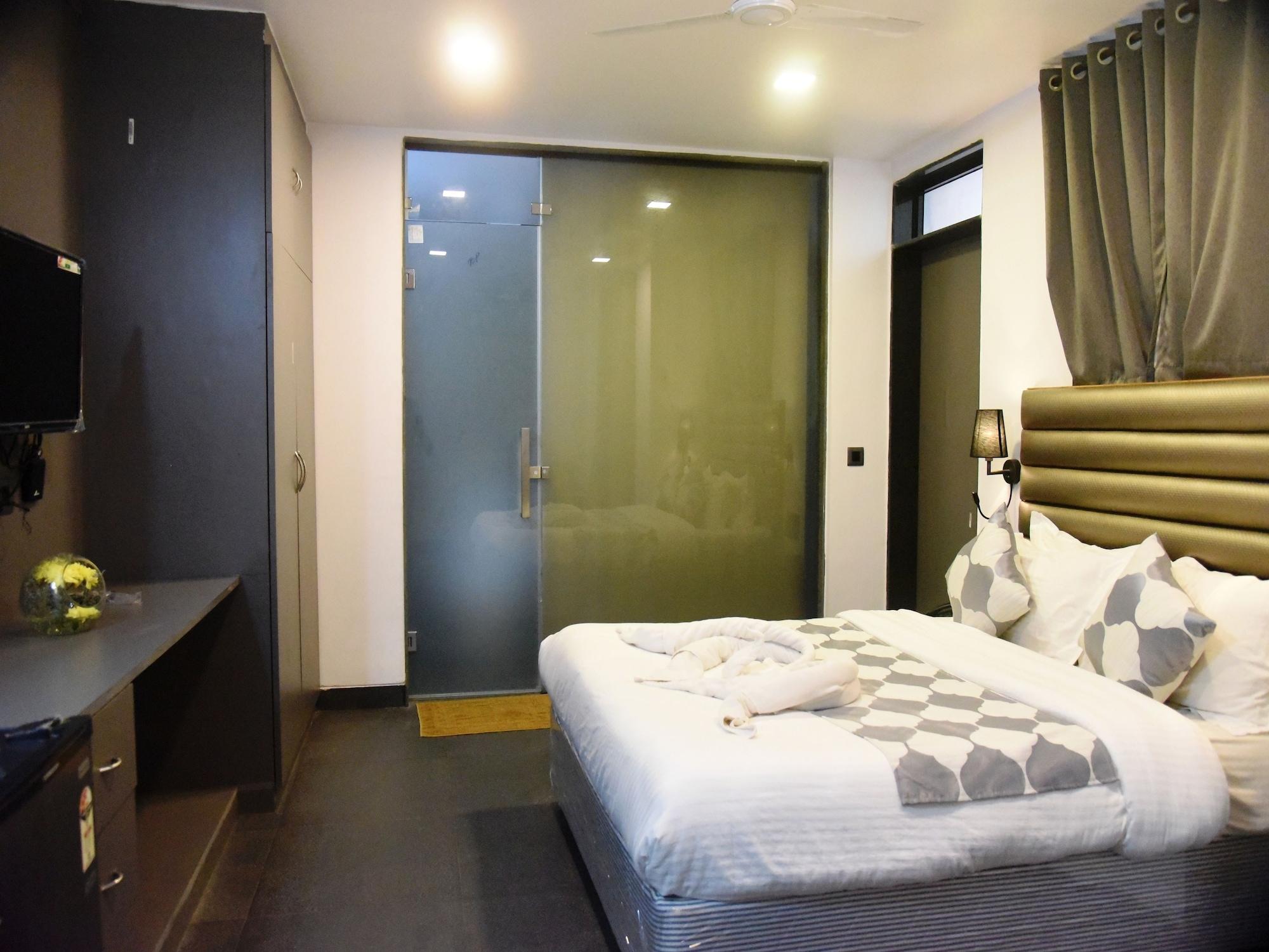 Ticlo Resorts Calangute Buitenkant foto
