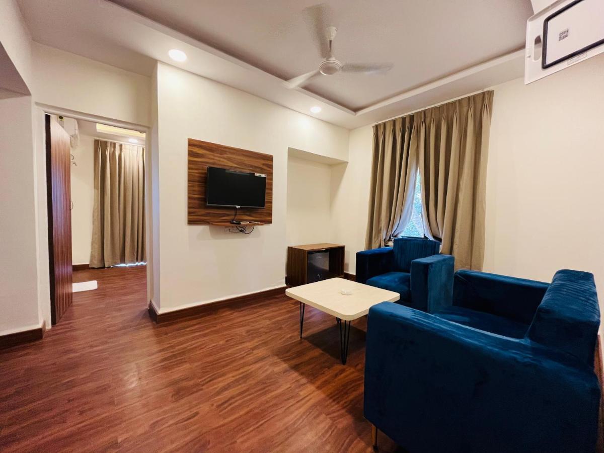 Ticlo Resorts Calangute Buitenkant foto